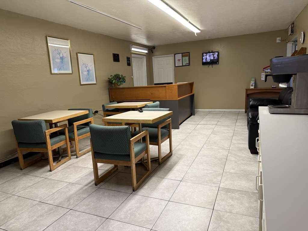 Americas Best Value Inn Wendover Ristorante foto
